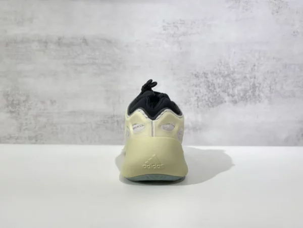 Yeezy shoes - Reps shoes