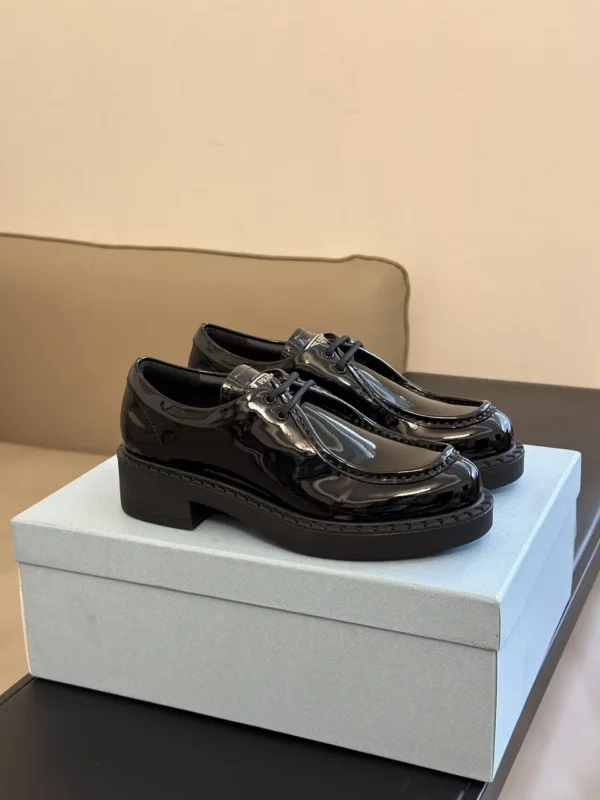 Prada shoes - Replica shoes