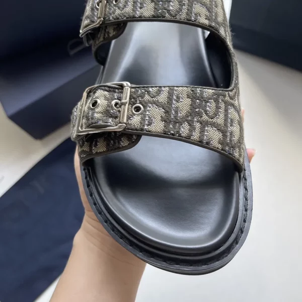 Dior shoes - rep shoes