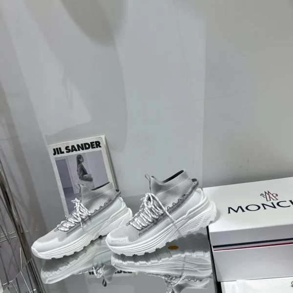 Moncler shoes - Replica shoes