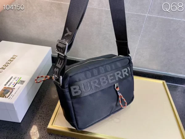 Burberry bag - rep bags