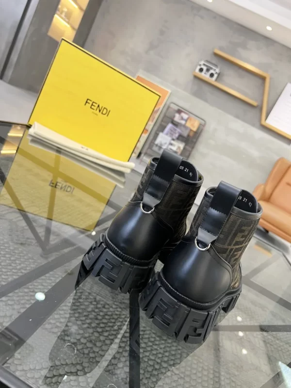 Fendi shoes - Replica shoes