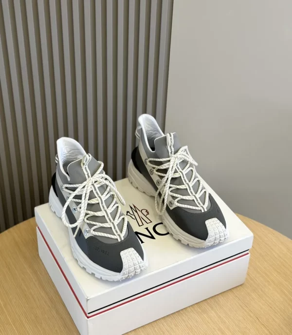 Moncler shoes - Replica shoes