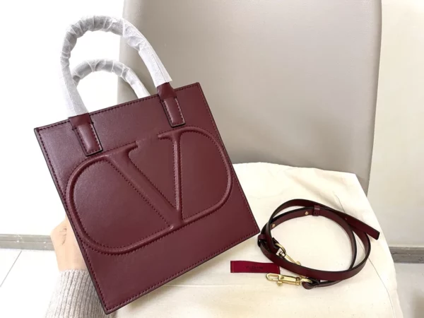 Valentino  bag - replica bags