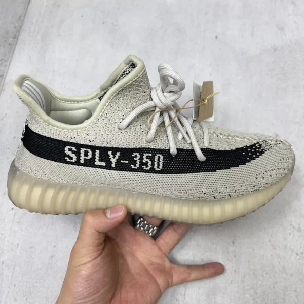 Yeezy shoes - Reps shoes