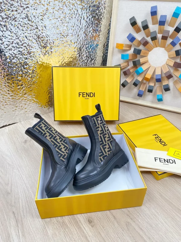 Fendi shoes - Replica shoes