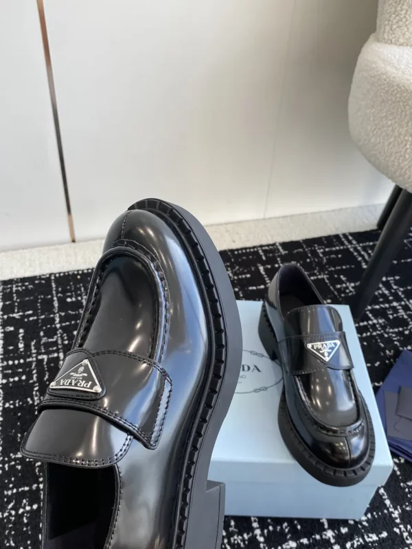 Prada shoes - Replica shoes