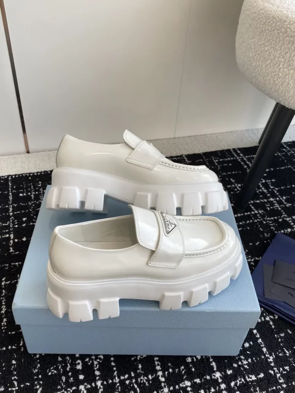 Prada shoes - Replica shoes