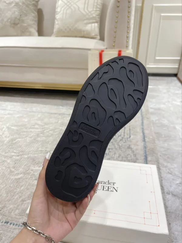 Alexander MCQueen shoes - rep shoes