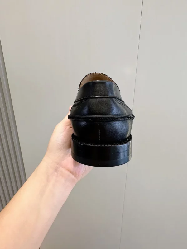 Burberry shoes - Reps shoes