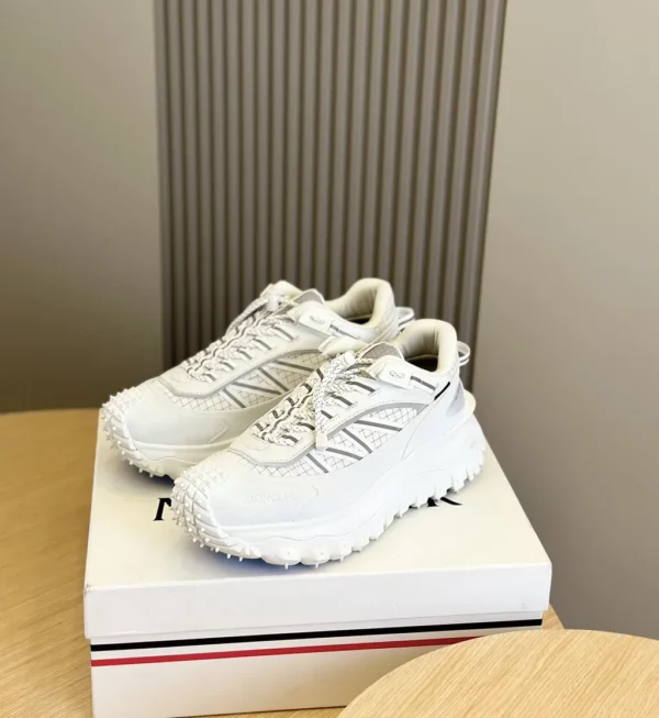 Moncler shoes - Replica shoes