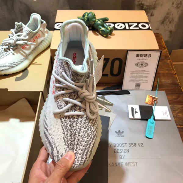 Yeezy shoes - rep shoes