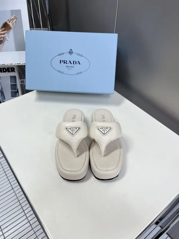 Prada shoes - Replica shoes