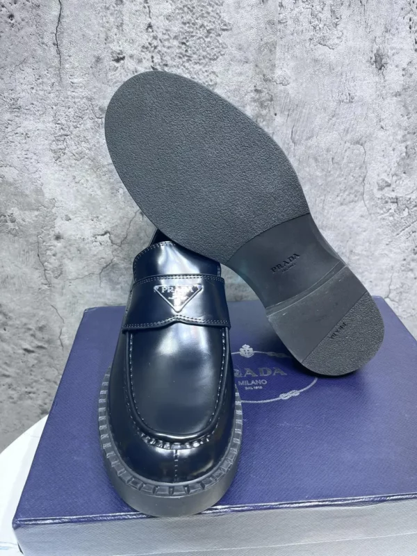 Prada shoes - Replica shoes