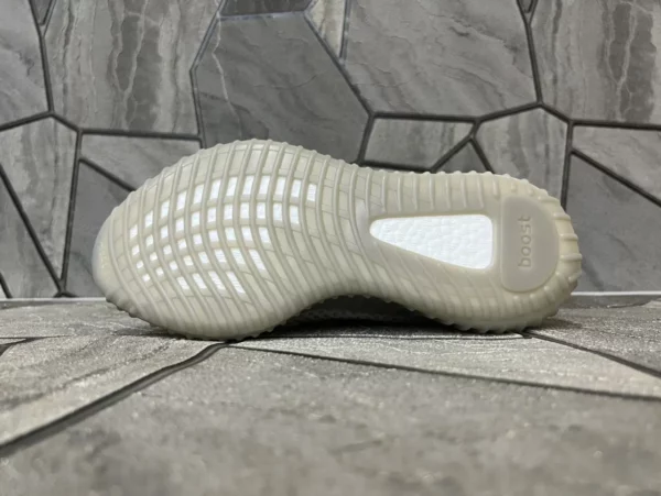 Yeezy shoes - Reps shoes