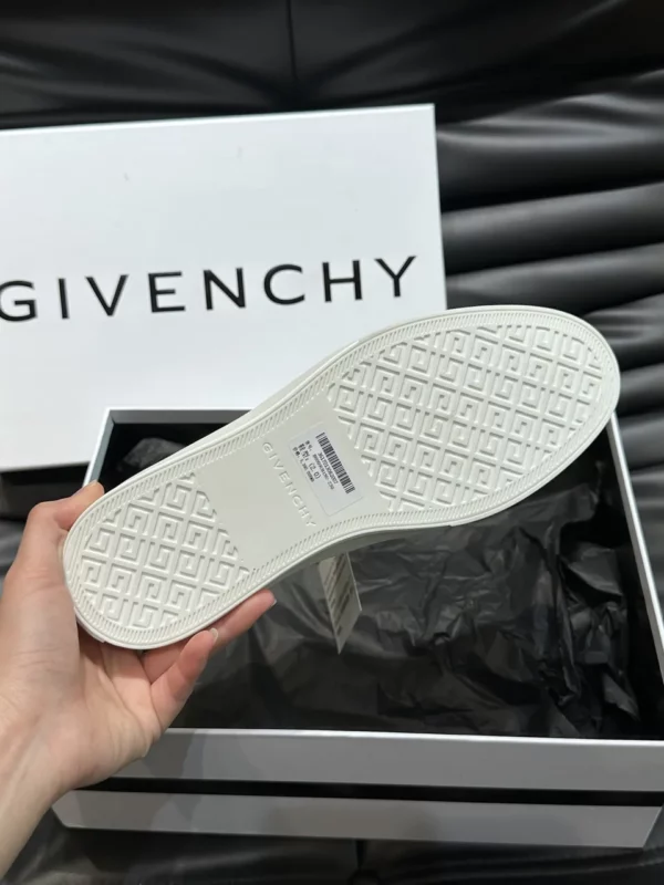 Givenchy shoes - rep shoes