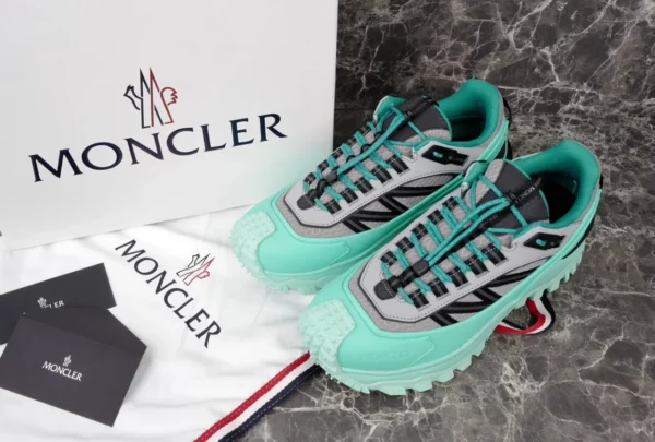 Moncler shoes - Replica shoes