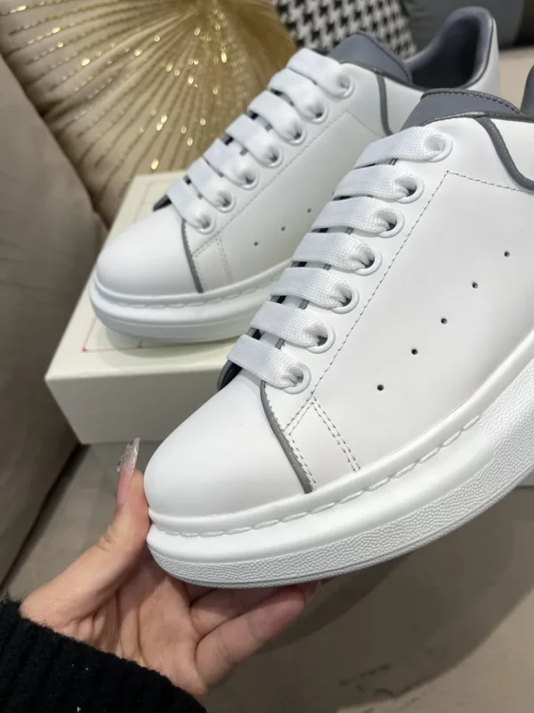 Alexander MCQueen shoes - rep shoes