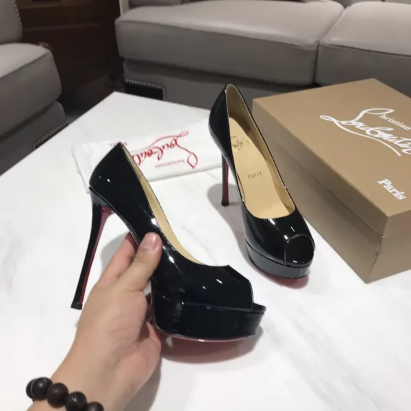 Christian Louboutin shoes - Replica shoes