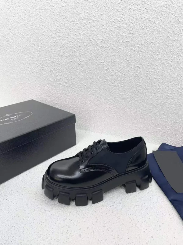 Prada shoes - Replica shoes