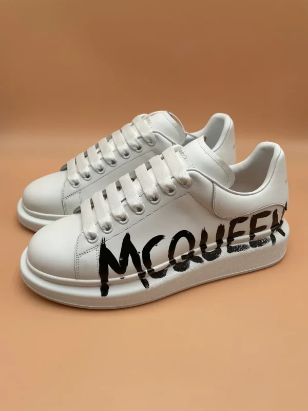 Alexander MCQueen shoes - Replica shoes