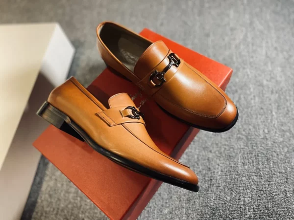 Ferragamo shoes - rep shoes