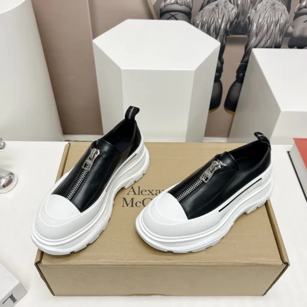 Alexander MCQueen shoes - Replica shoes