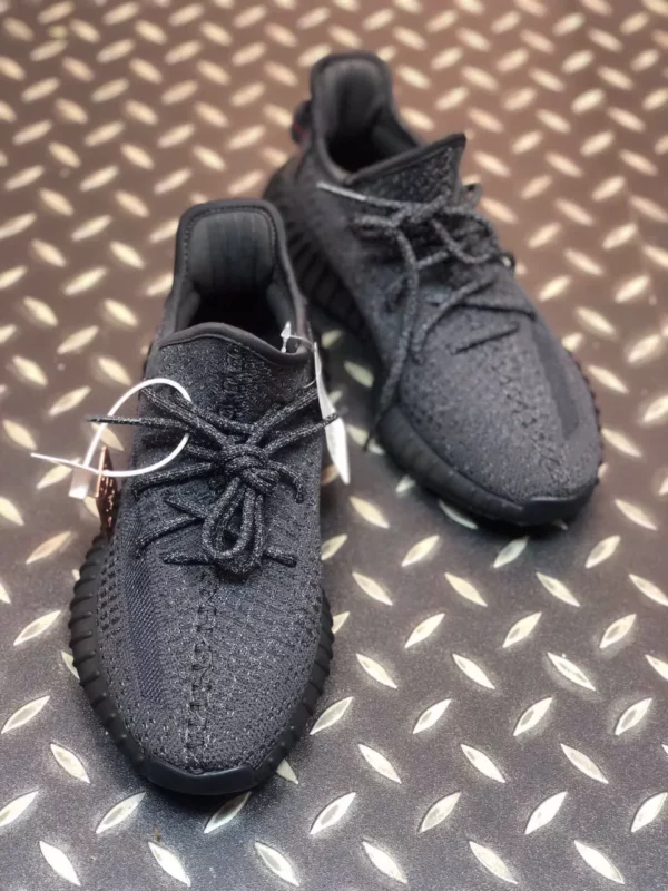 Yeezy shoes - Replica shoes