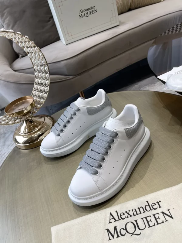 Alexander MCQueen shoes - Reps shoes