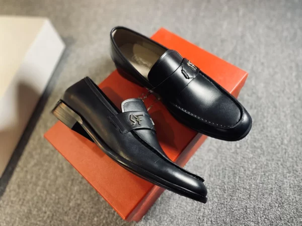 Ferragamo shoes - rep shoes