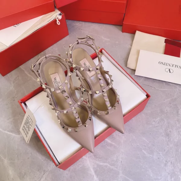 Valentino shoes - Reps shoes