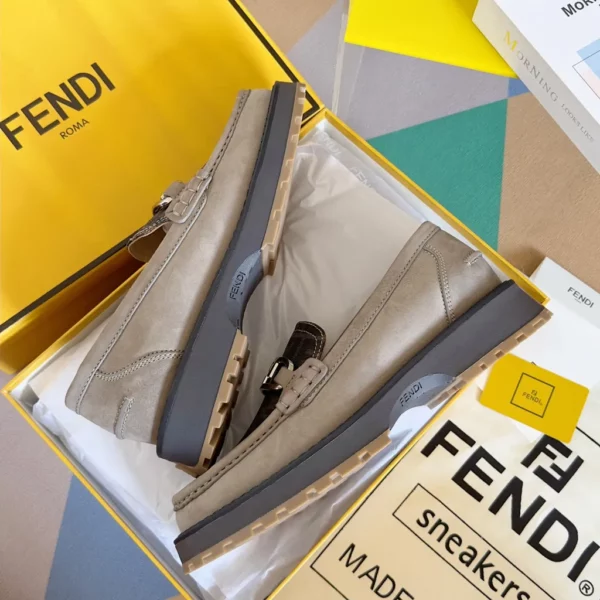 Fendi shoes - Replica shoes