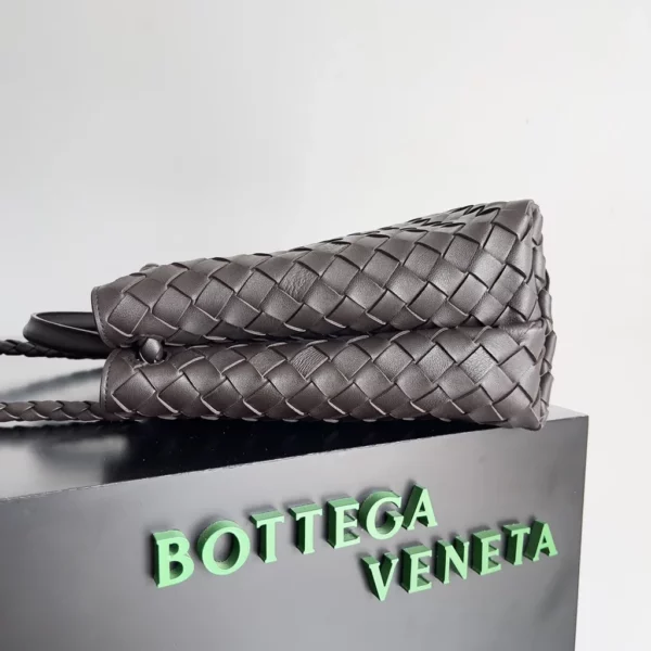 Bottega Veneta bag - replica bags