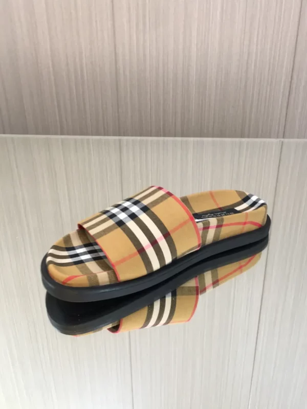 Burberry shoes - rep shoes