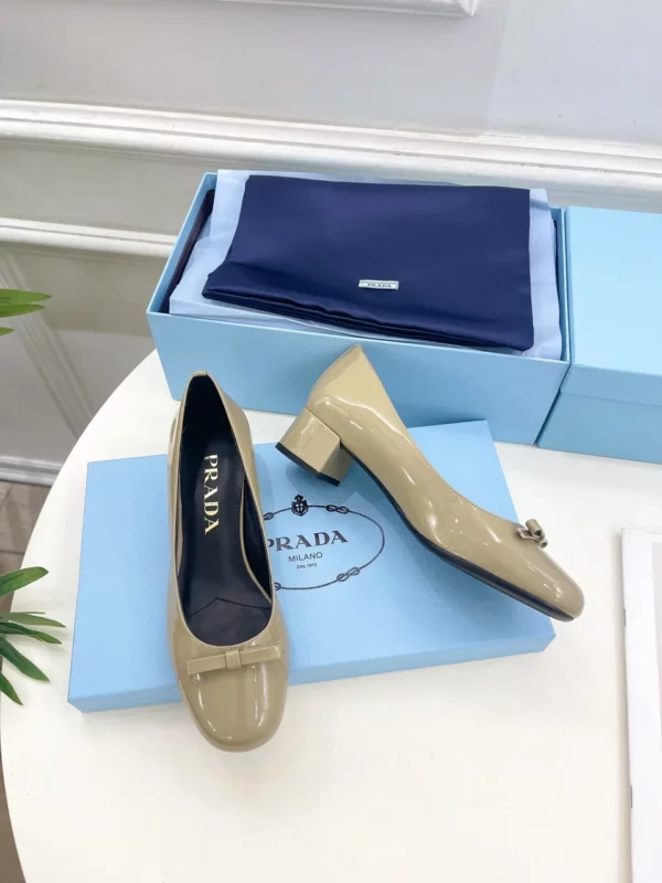 Prada shoes - Replica shoes