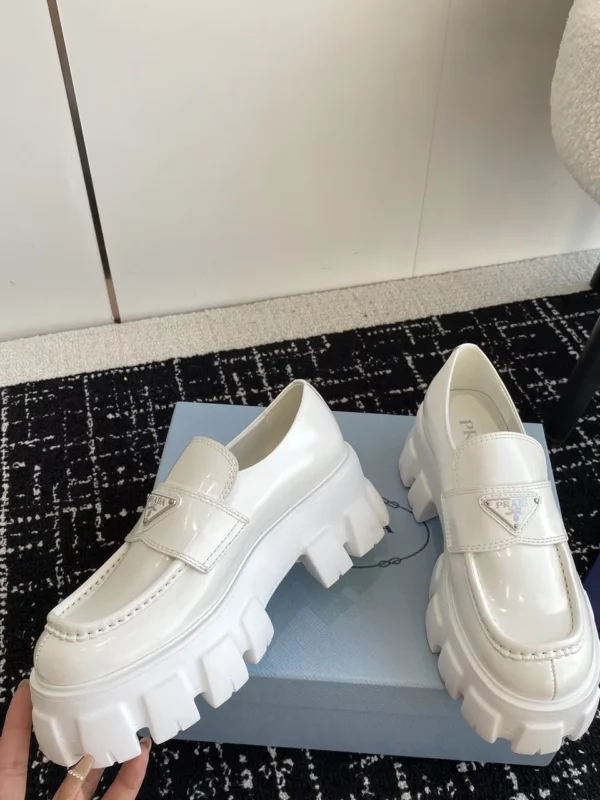 Prada shoes - Replica shoes