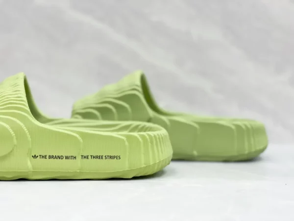 Yeezy shoes - Replica shoes