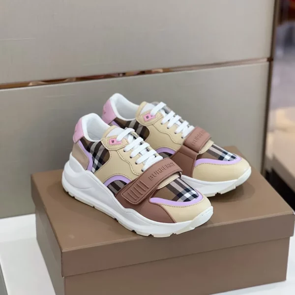 Burberry shoes - Reps shoes