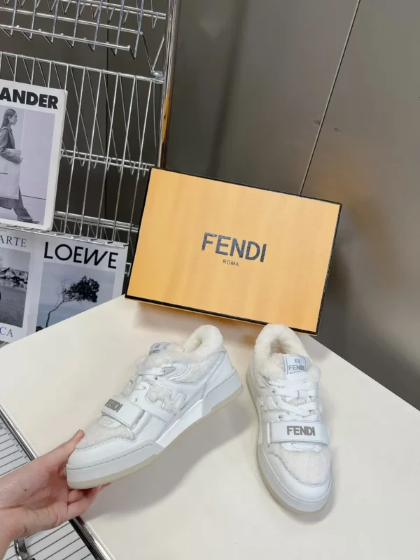 Fendi shoes - Replica shoes