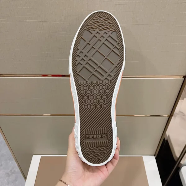 Burberry shoes - Reps shoes