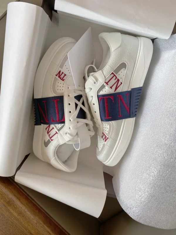 Valentino shoes - Reps shoes