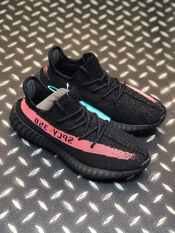 Yeezy shoes - Replica shoes