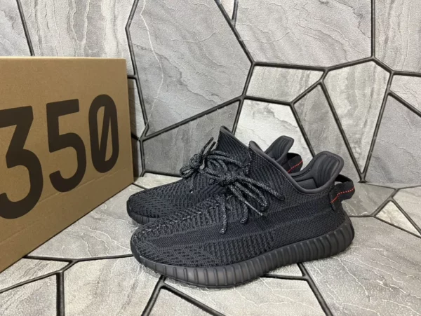 Yeezy shoes - Replica shoes