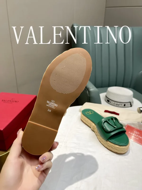 Valentino shoes - Replica shoes