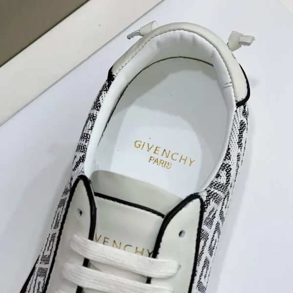 Givenchy shoes - Reps shoes