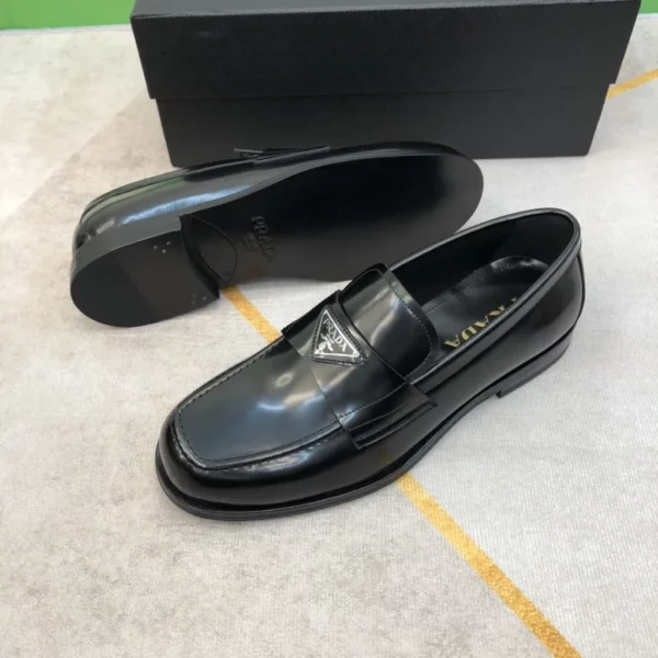 Prada shoes - Replica shoes