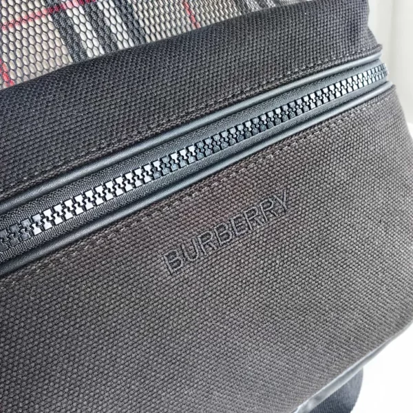 Burberry bag - rep bags