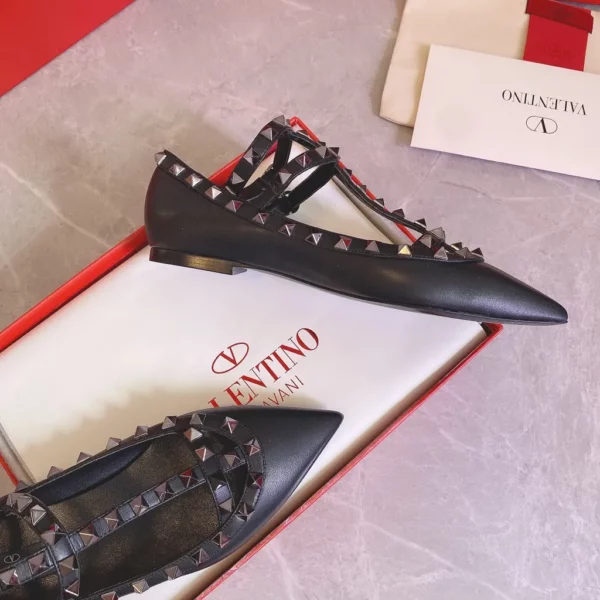 Valentino shoes - Reps shoes