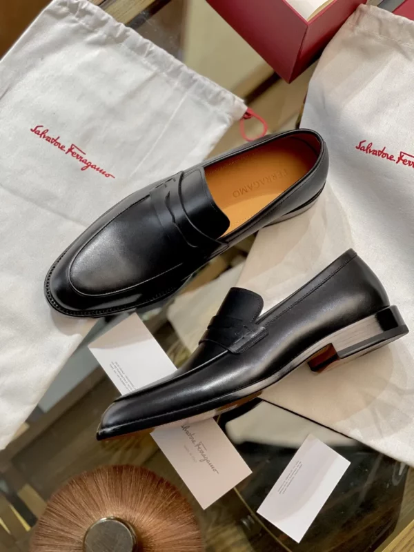 Ferragamo shoes - rep shoes