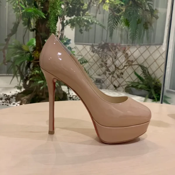 Christian Louboutin shoes - Replica shoes